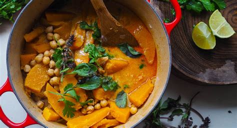 easy-thai-red-curry-with-pumpkin-chickpea-not image