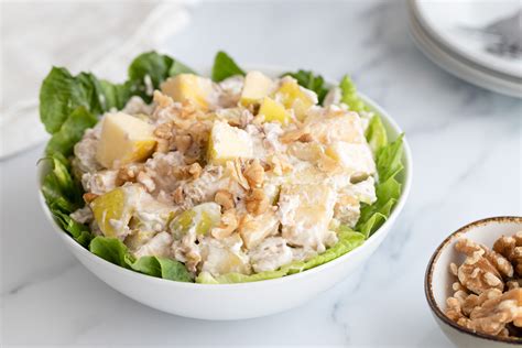 waldorf-salad-recipe-with-apples-and-walnuts-the image