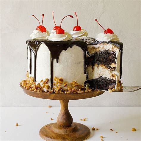 best-brownie-sundae-cake-recipe-how-to-make image