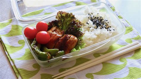 teriyaki-chicken-bento-recipe-japanese-cooking-101 image