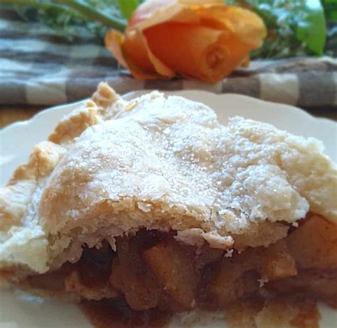 traditional-amish-apple-pie-recipe-amish-heritage image