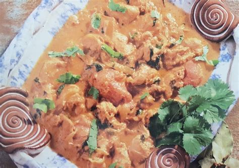 balti-butter-chicken-curry-pot-indian-curry image