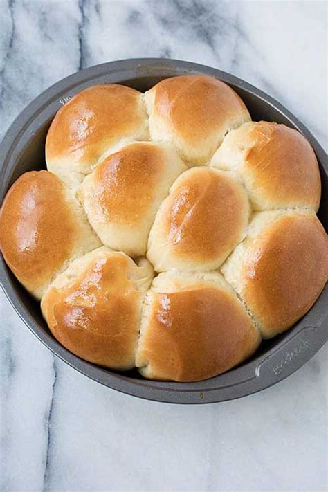 the-ultimate-dinner-rolls-recipe-best-crafts-and image