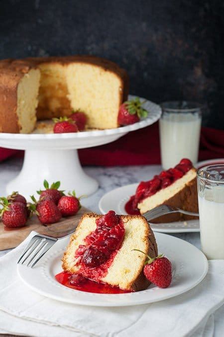 portuguese-sponge-cake-po-de-l-with-strawberry image