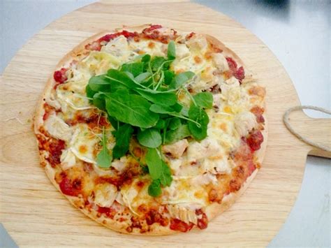 chicken-cranberry-and-brie-pizza-recipes-for-food image