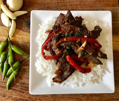 thai-style-beef-with-basil-and-chillies-big-apple-curry image