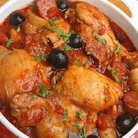 slow-cooker-spanish-chicken-stew-magic-skillet image