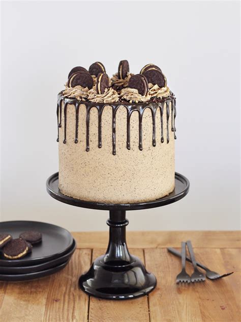 decadent-and-delicious-peanut-butter-oreo-cake image