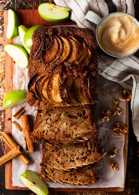 cinnamon-apple-bread-recipetin-eats image