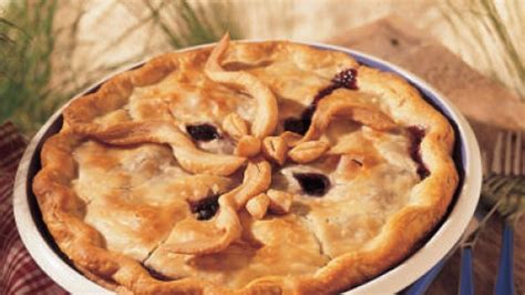 old-fashioned-blueberry-maple-pie-recipe-bon-apptit image