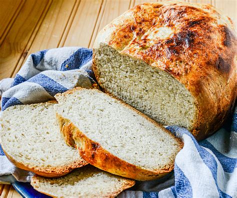 crock-pot-slow-cooker-herb-bread-recipe-mom-spark image
