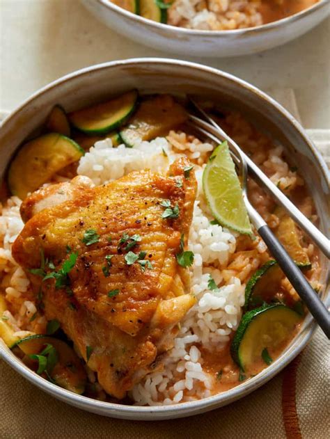 thai-red-curry-chicken-thighs-with-zucchini-spoon image