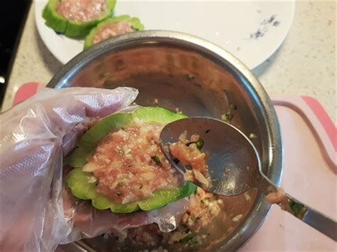 steamed-stuffed-bitter-melon-recipe-souper-diaries image