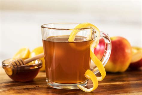 hot-honey-apple-tea-recipe-luzianne-iced-tea image