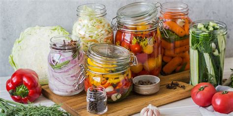 refrigerator-pickles-recipe-explainer-foodprint image