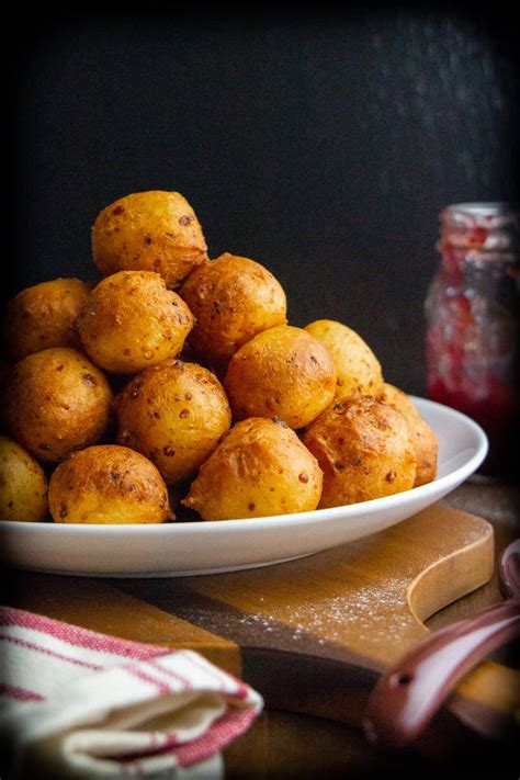 russian-donut-holes-ponchiki-simply-home-cooked image