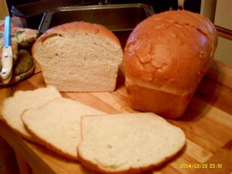 easy-farmers-bread-recipe-cdkitchencom image