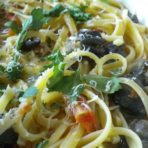 escargot-linguini-recipe-on-food52 image