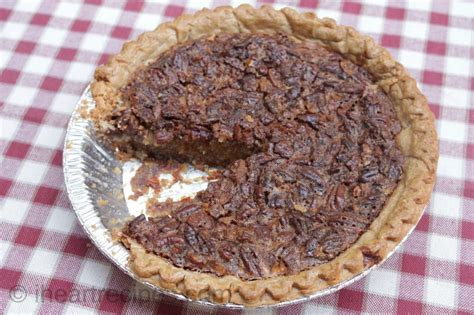 southern-pecan-pie-i-heart image