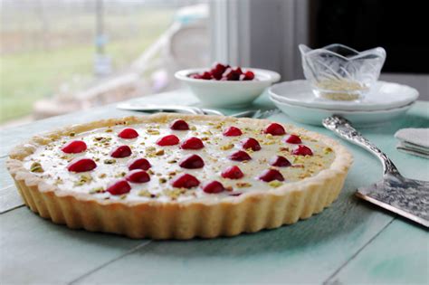 white-chocolate-cranberry-tart-diethood image