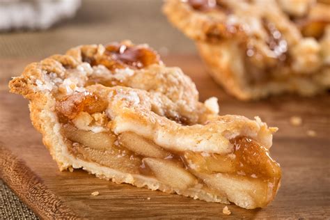 how-to-bake-frozen-apple-pie-bobs-red-mill image