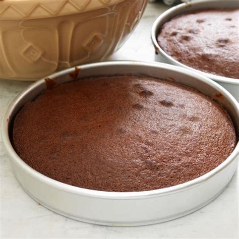 simple-chocolate-cake-recipe-that-takes-just-40-mins image