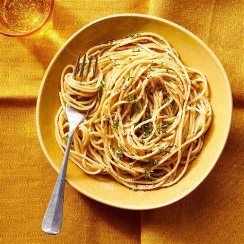 lemony-spaghetti-with-parmesan-thyme-eatingwell image