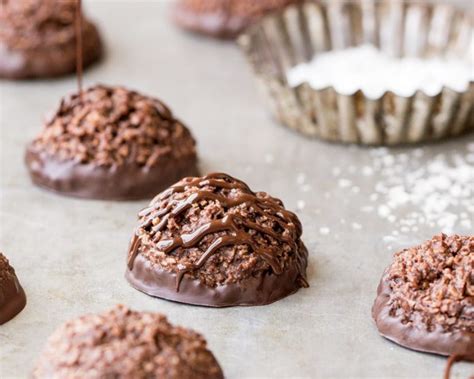 double-chocolate-macaroons-bake-from-scratch image