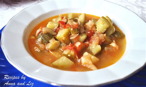 italian-style-zucchini-and-tomato-soup-2-sisters image