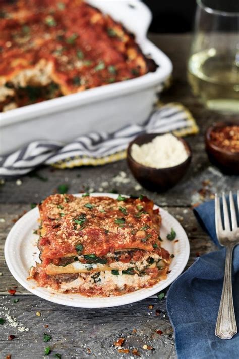 the-ultimate-vegan-lasagna-recipe-vegan-huggs image
