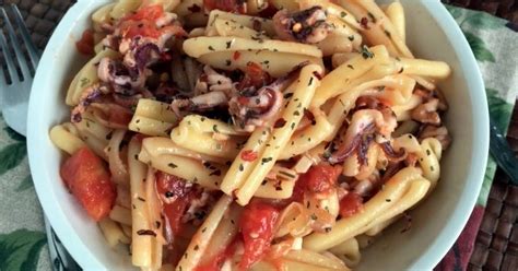 10-best-calamari-in-white-wine-sauce-recipes-yummly image