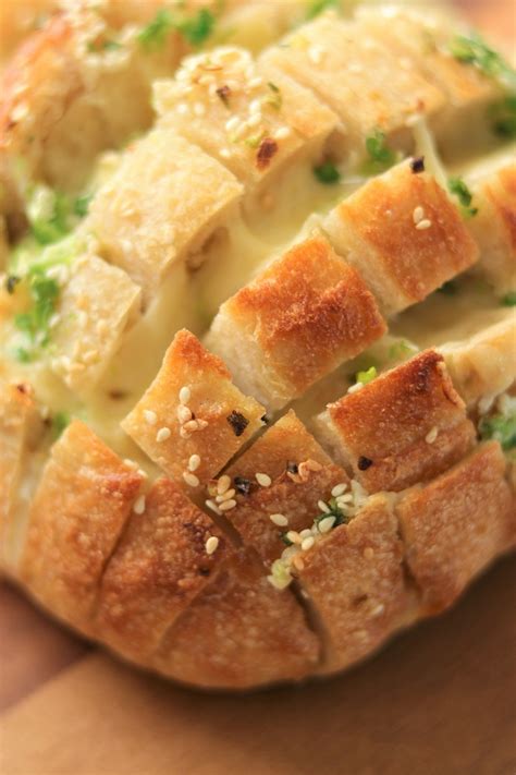 cheesy-pull-apart-bread-appetizer-my-recipe-treasures image