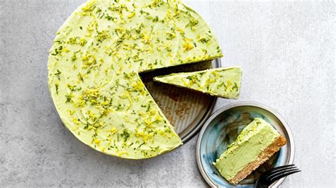 avocado-cheesecake-is-the-quick-and-easy-and-very image