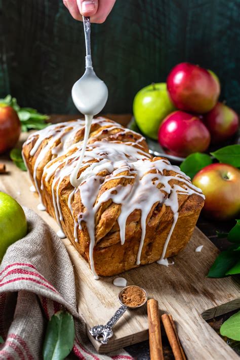 apple-fritter-pull-apart-bread-host-the-toast image