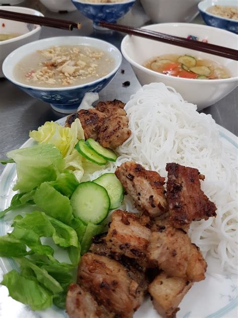 bun-cha-vietnamese-grilled-pork-patties-with-rice image