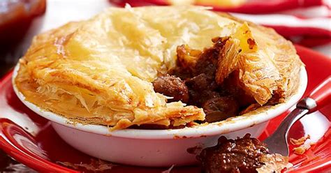 beef-mushroom-and-guinness-pies-food-to-love image