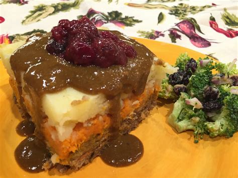 vegan-thanksgiving-casserole-your-moms-vegan image