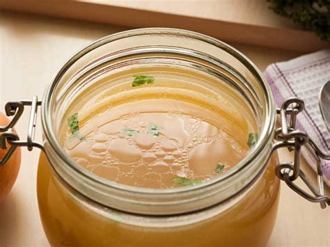 bone-broth-how-to-make-it-and-6-reasons-why-you-should image