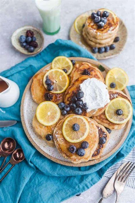 blueberry-lemon-pancakes-fluffy-greek-yogurt-video image