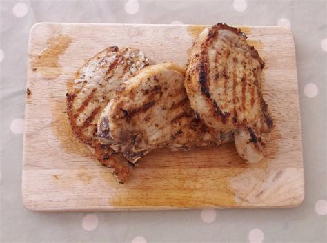 pork-chops-with-lemon-and-oregano-easy-peasy-foodie image