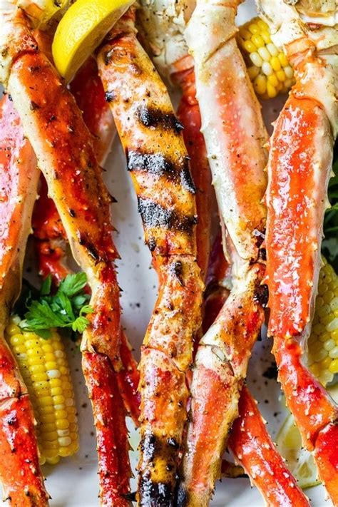grilled-crab-legs-king-dungeness-and-snow-crab-legs image