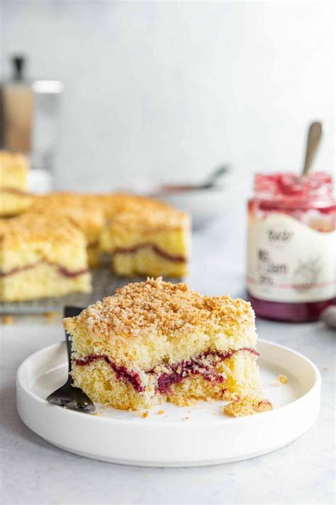 sour-cream-coffee-cake-with-raspberry-jam-jernej-kitchen image