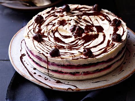 refrigerator-and-icebox-cake-recipes-cooking image