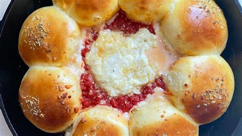 pull-apart-challah-with-pizza-dip-recipe-the-nosher image