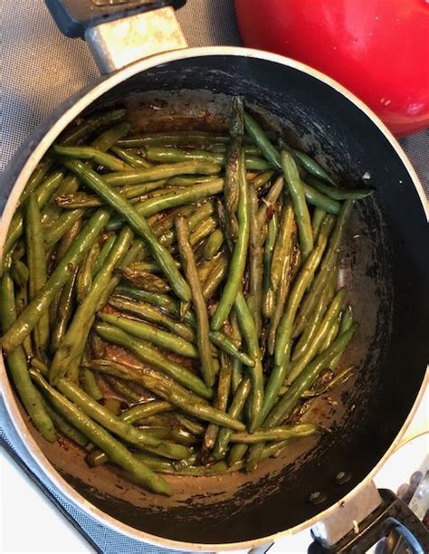 lebanese-green-beans-lubie-from-arabia-to-america image