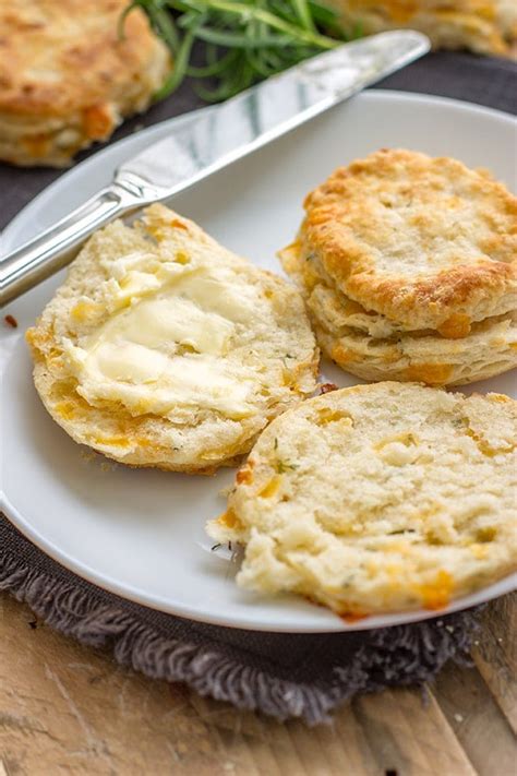 rosemary-cheddar-buttermilk-biscuits-nourish-and-fete image