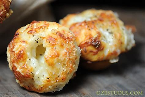 15-minute-easy-cheesy-garlic-bites-from-zestuous image