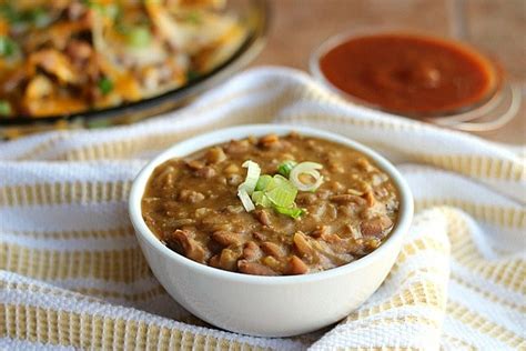vegan-refried-beans-oatmeal-with-a-fork image