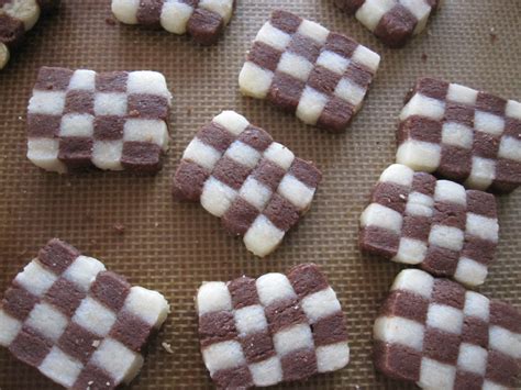 checkerboard-cookies-food image