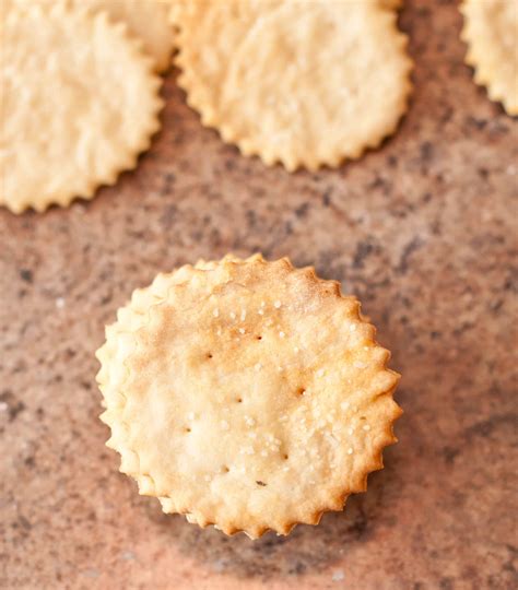 ritz-crackers-from-scratch image